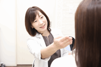 顔のたるみ・しわでお悩みの方は当クリニックまでご相談ください